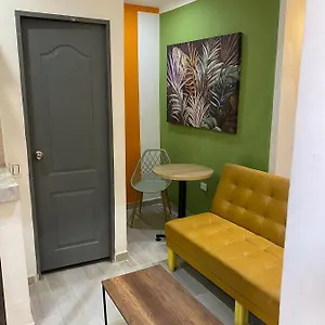 apartamento-duplex-laurles-ubicacion-excelente.colombiamedellinhotels.com/