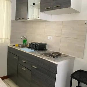  Apartamento Cerca Del Centro Comercial Titan. 300
